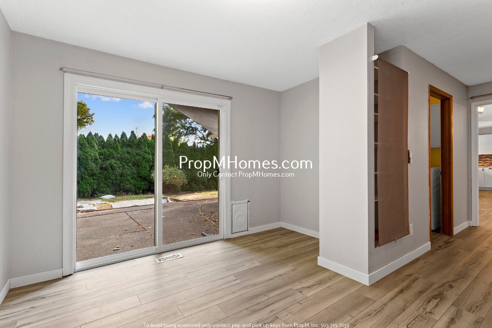 Beautiful Three Bedroom Home in Hillsboro w/ Sunroom! property image