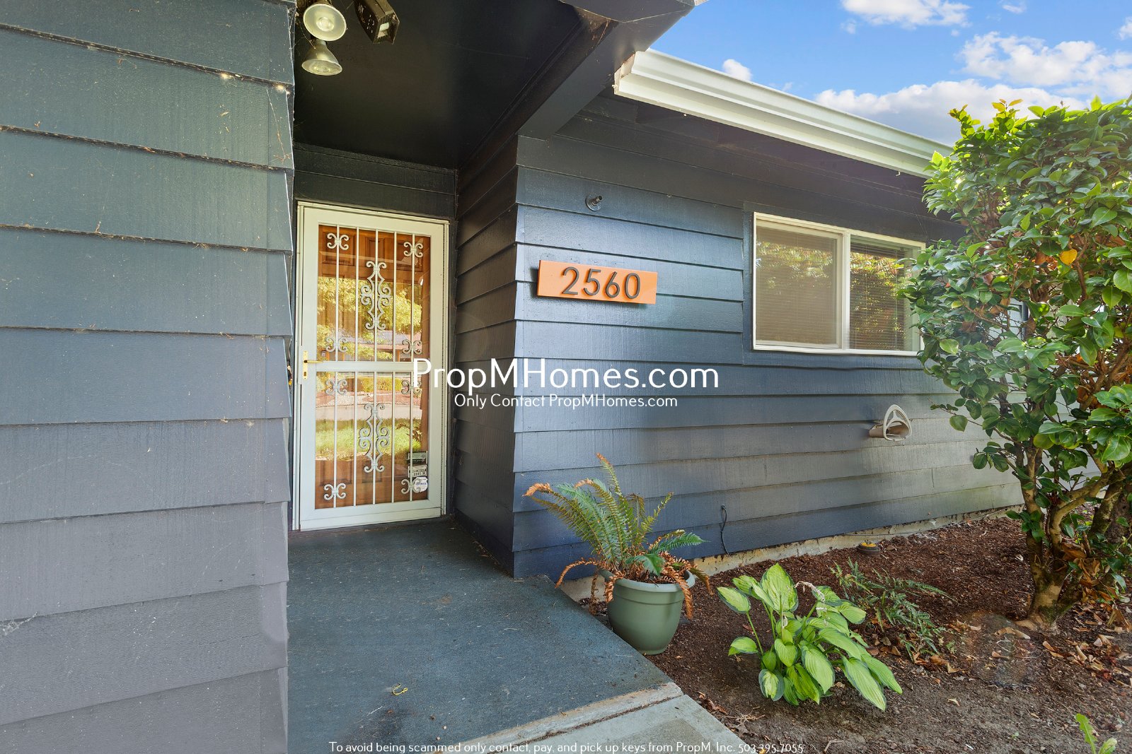Beautiful Three Bedroom Home in Hillsboro w/ Sunroom! property image