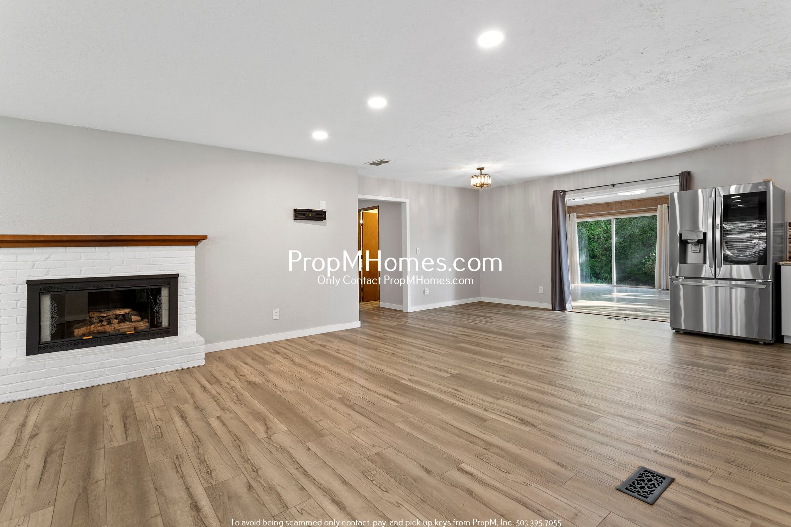 Beautiful Three Bedroom Home in Hillsboro w/ Sunroom! property image