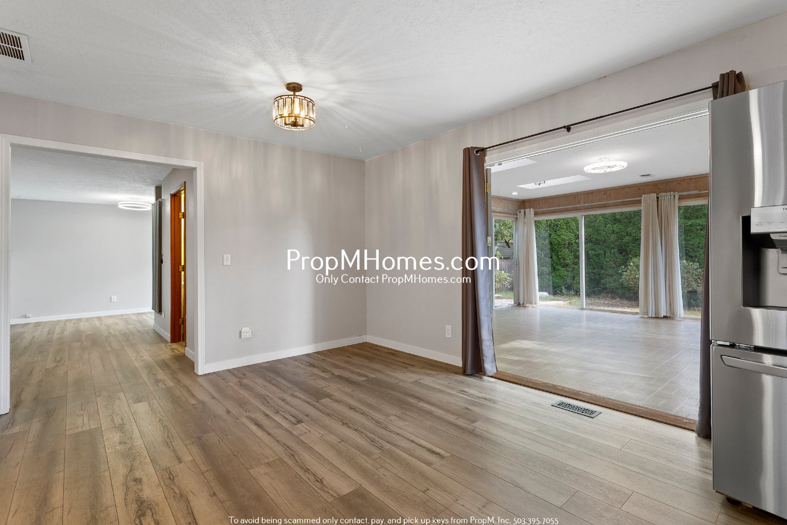 Beautiful Three Bedroom Home in Hillsboro w/ Sunroom! property image