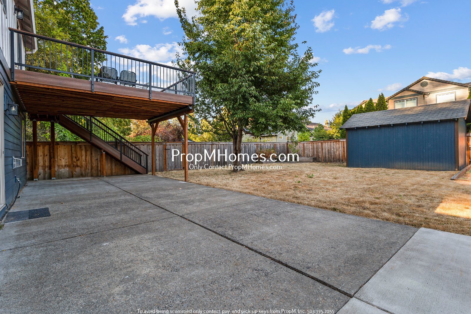 Spacious 5BR Hillsboro Home - Vaulted Ceilings, Fenced Yard & 2-Car Garage property image