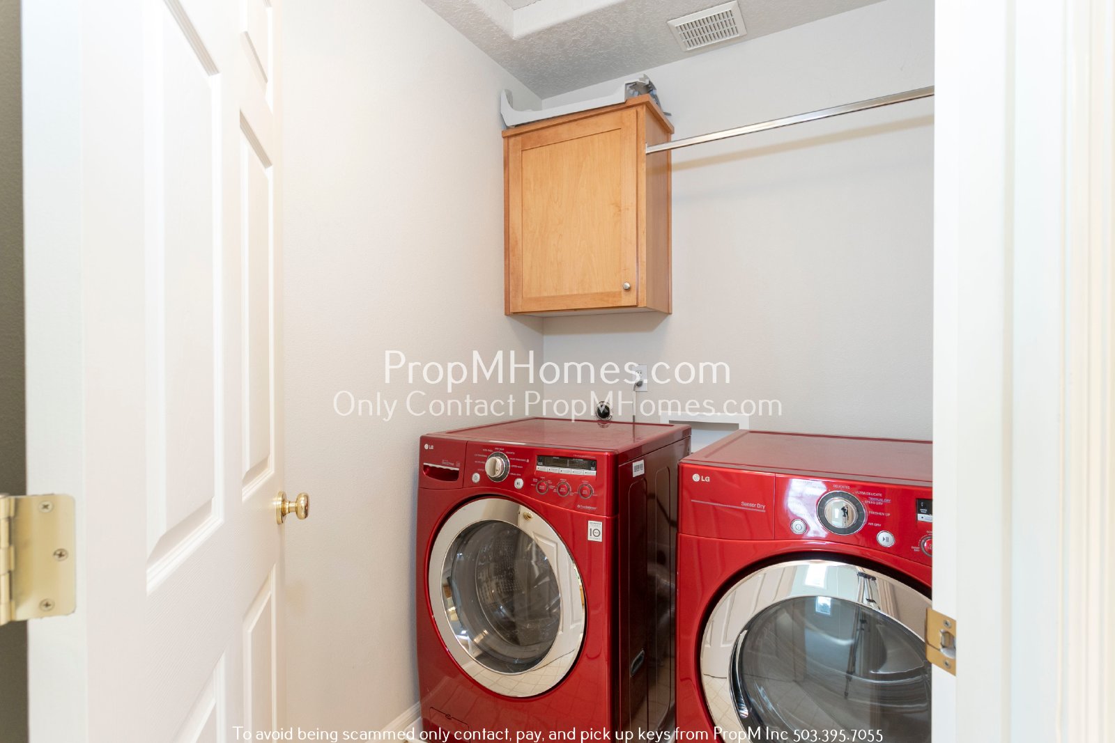 Spacious Hillsdale Home with Private Balcony, Garage & Central A/C! property image
