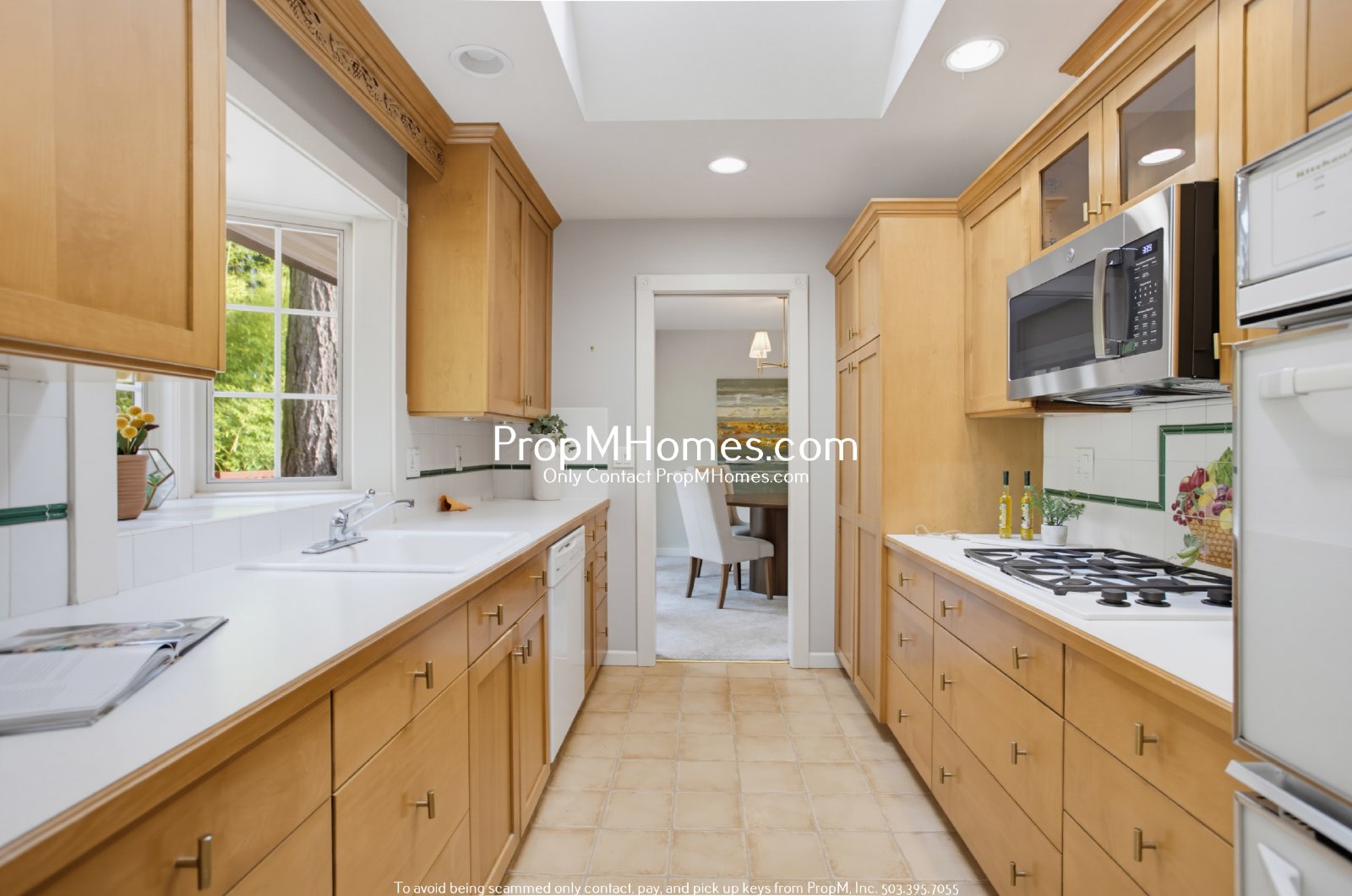 Beautiful Lake Oswego Home with 4 Bedrooms, 3 Baths & Entertaining Spaces property image