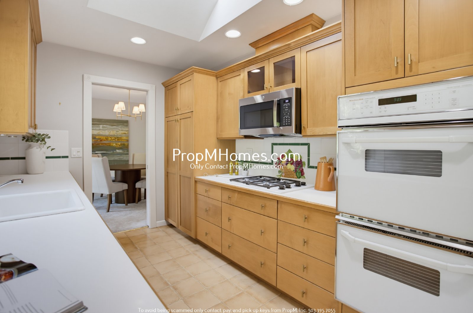 Beautiful Lake Oswego Home with 4 Bedrooms, 3 Baths & Entertaining Spaces property image