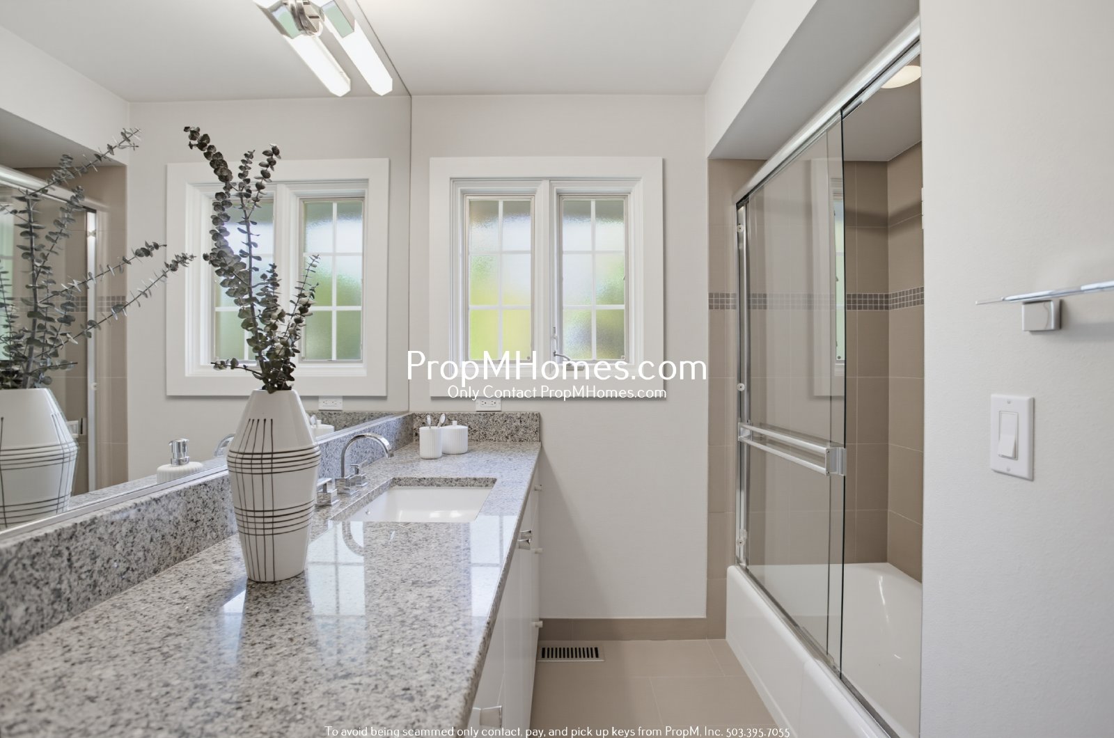 Beautiful Lake Oswego Home with 4 Bedrooms, 3 Baths & Entertaining Spaces property image
