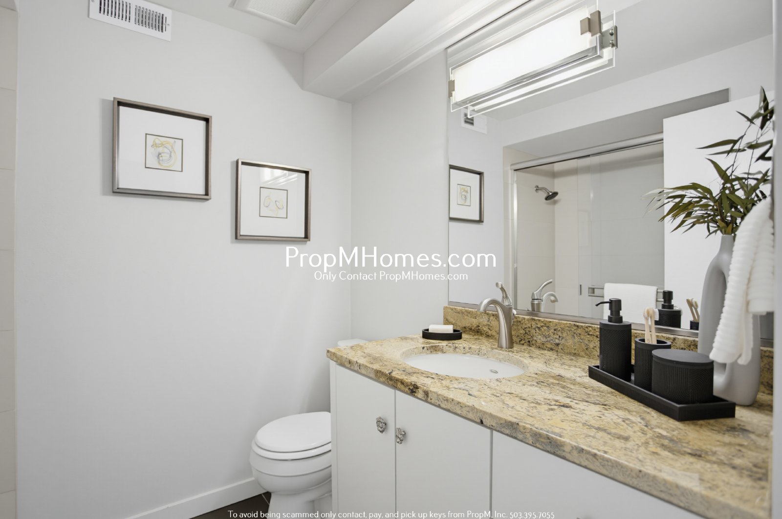 Beautiful Lake Oswego Home with 4 Bedrooms, 3 Baths & Entertaining Spaces property image