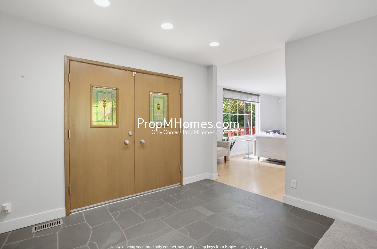 Beautiful Lake Oswego Home with 4 Bedrooms, 3 Baths & Entertaining Spaces property image