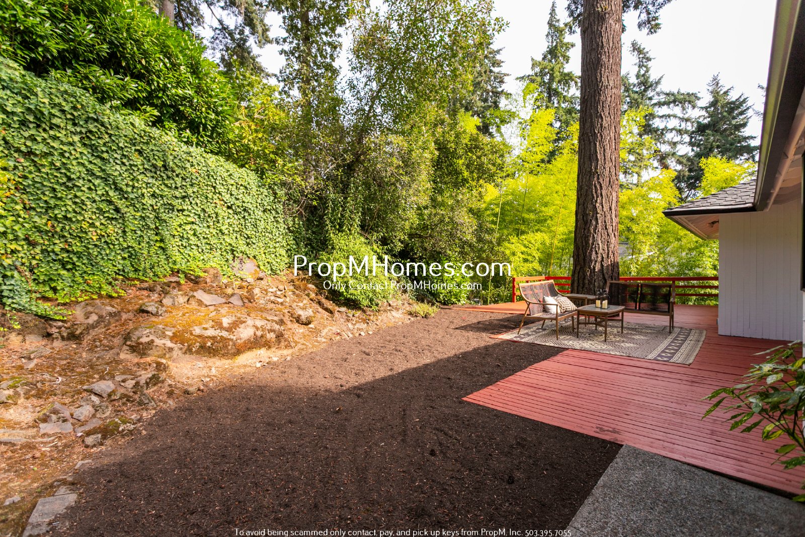 Beautiful Lake Oswego Home with 4 Bedrooms, 3 Baths & Entertaining Spaces property image