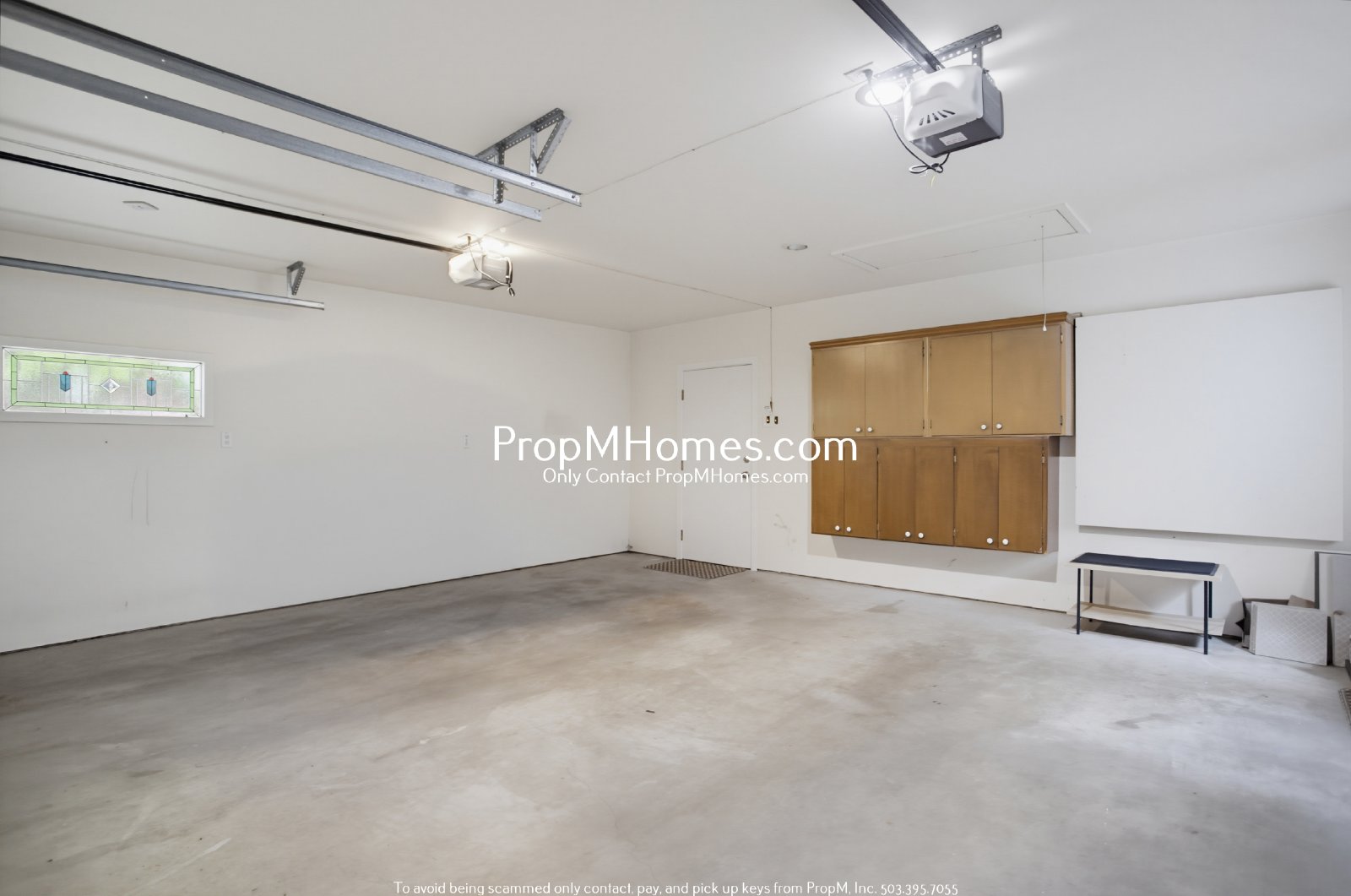 Beautiful Lake Oswego Home with 4 Bedrooms, 3 Baths & Entertaining Spaces property image