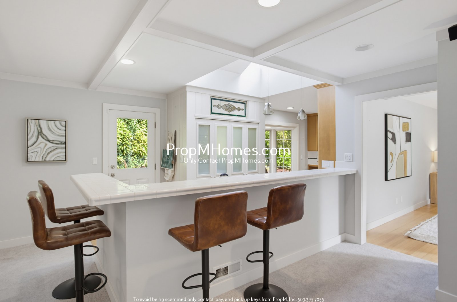 Beautiful Lake Oswego Home with 4 Bedrooms, 3 Baths & Entertaining Spaces property image