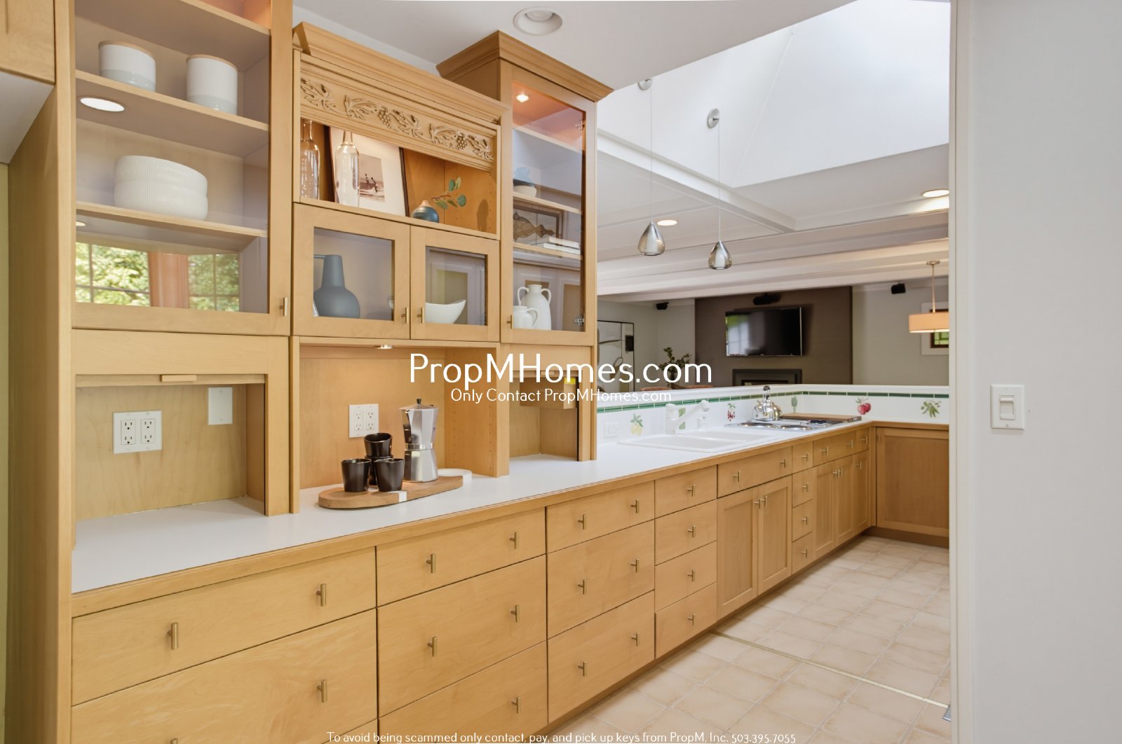 Beautiful Lake Oswego Home with 4 Bedrooms, 3 Baths & Entertaining Spaces property image