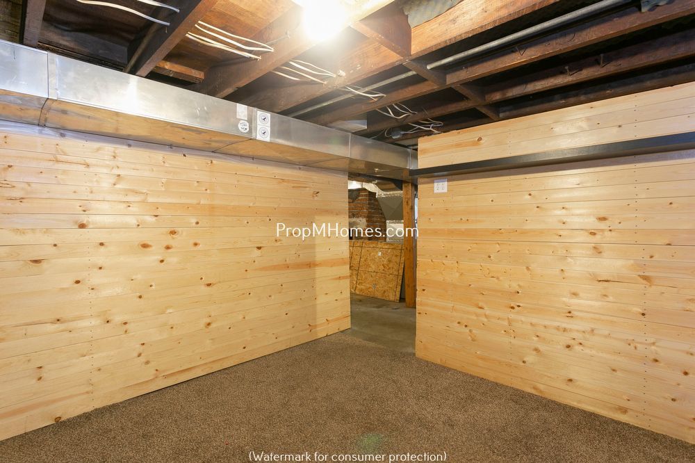 Charming Two Bedroom Bungalow In The Heart Of Sellwood! property image