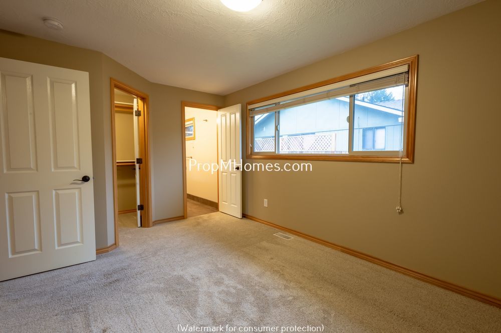 Beautiful Ranch Style Three Bedroom Home In Tualatin! property image