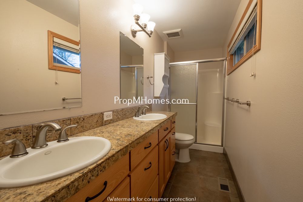 Beautiful Ranch Style Three Bedroom Home In Tualatin! property image