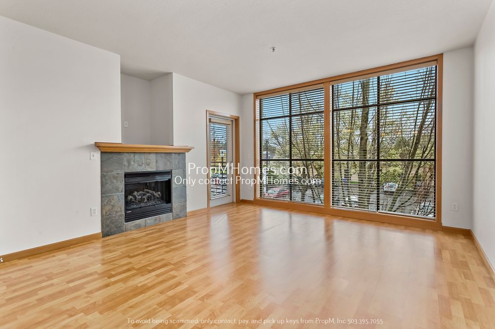 Light Filled One Bedroom Condo at the Beranger! property image