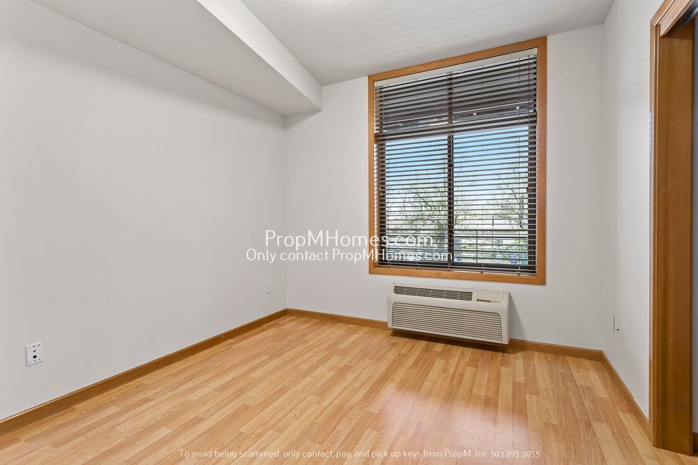 Light Filled One Bedroom Condo at the Beranger! property image