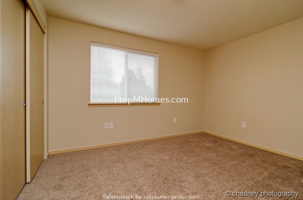 Spacious SE Portland 3 Bedroom Townhouse In Powellhurst-Gilbert Neighborhood property image