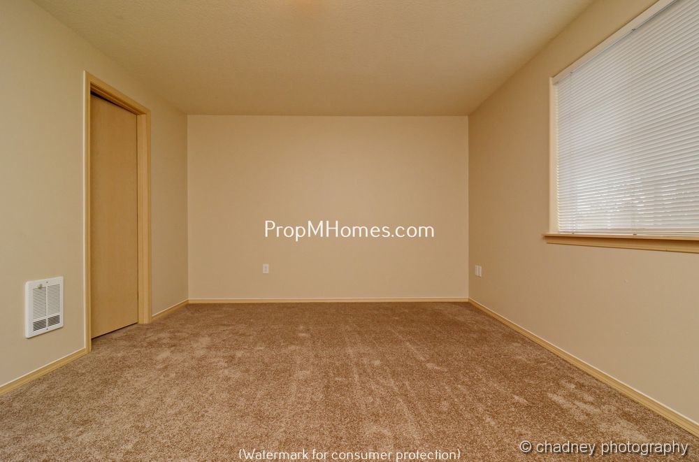 Spacious SE Portland 3 Bedroom Townhouse In Powellhurst-Gilbert Neighborhood property image