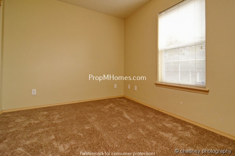 Spacious SE Portland 3 Bedroom Townhouse In Powellhurst-Gilbert Neighborhood property image