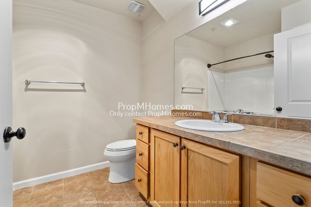 Charming and Convenient Condo in Sherwood - Tualatin North! property image