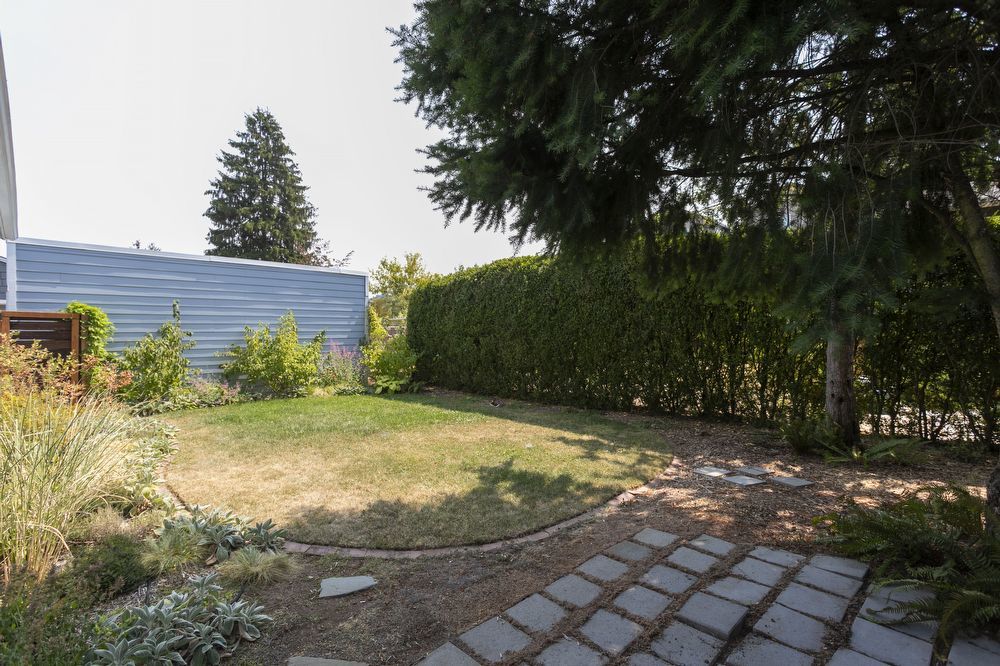 Charming 2-Bedroom Haven in SE Portland! property image