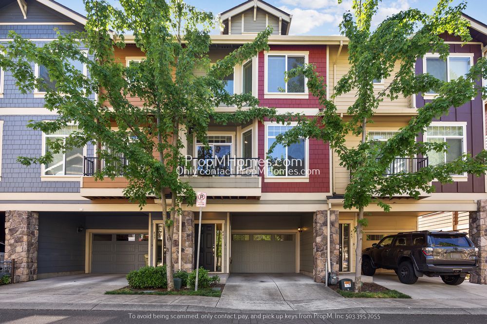 Stylish Two-Bedroom Townhome in the Heart of Orenco! property image