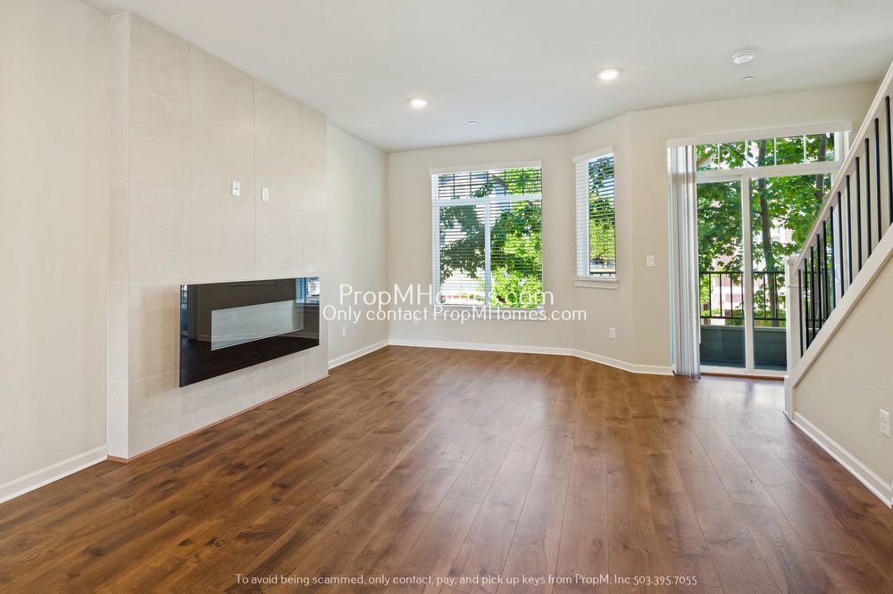 Stylish Two-Bedroom Townhome in the Heart of Orenco! property image
