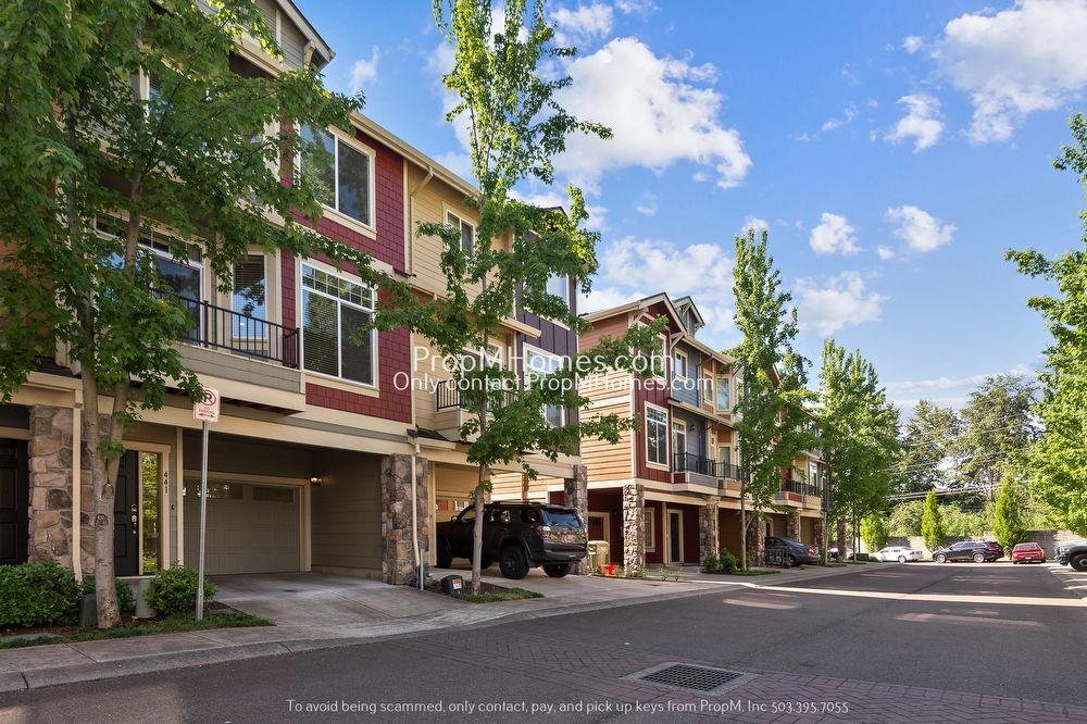 Stylish Two-Bedroom Townhome in the Heart of Orenco! property image