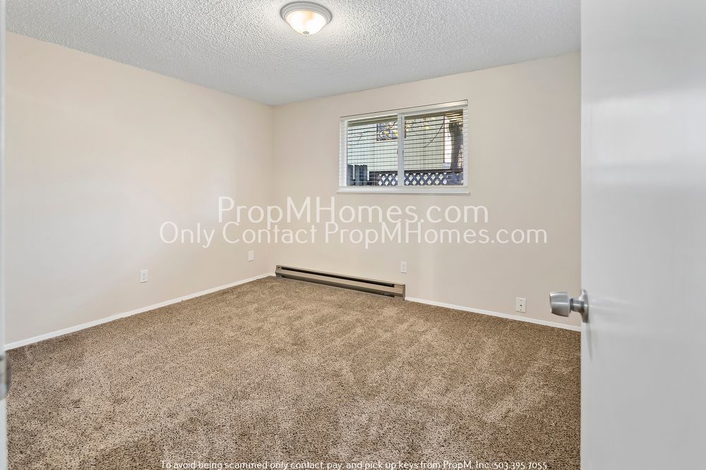 Discover Serenity in Montavilla's Hidden Gem! property image