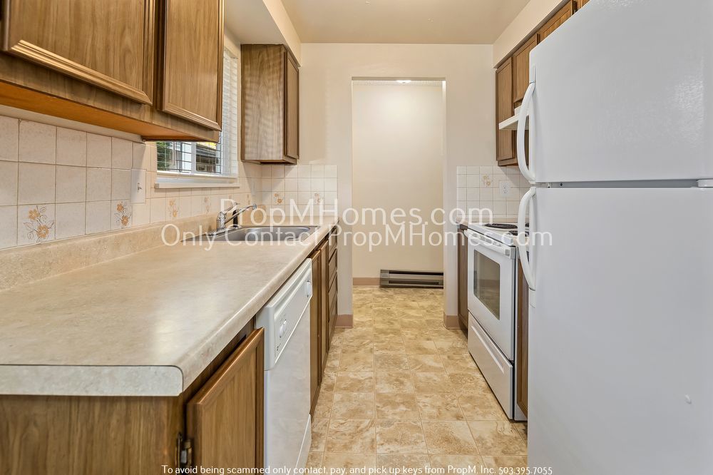 Discover Serenity in Montavilla's Hidden Gem! property image