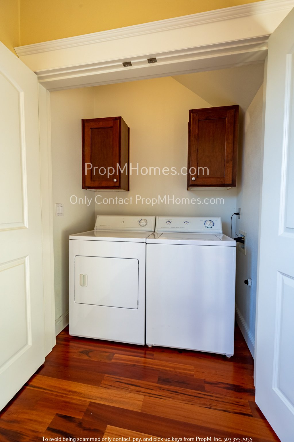 Gorgeous Humboldt Two Bedroom Townhouse In North Portland! property image