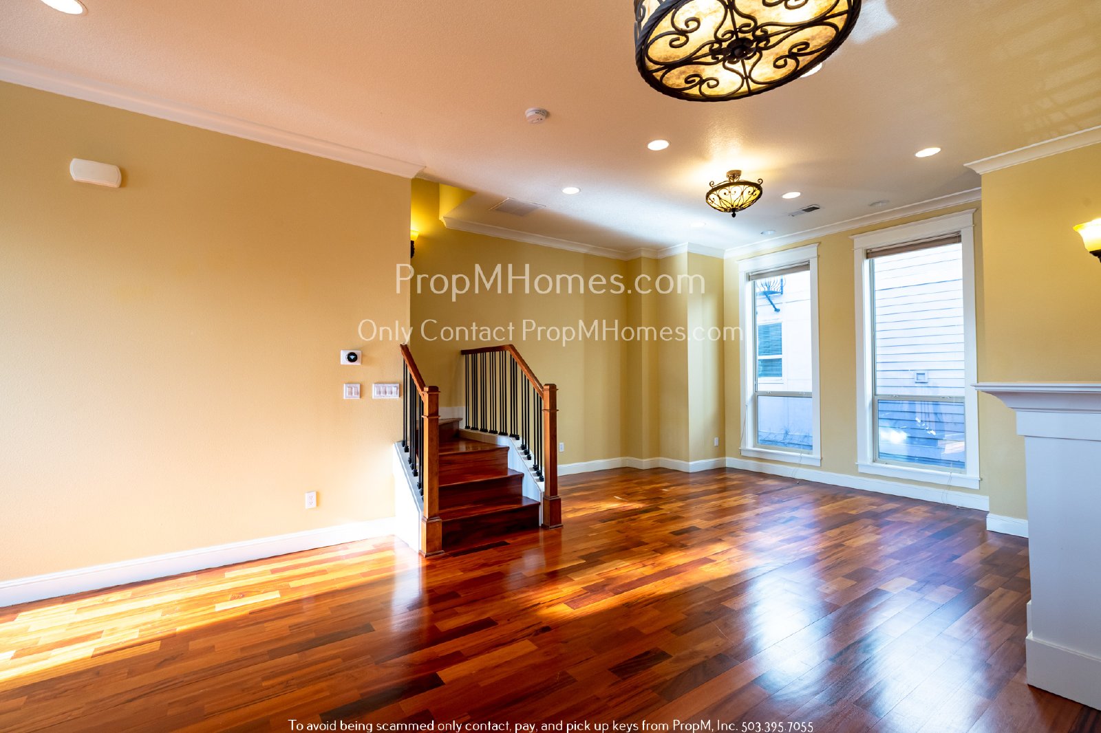 Gorgeous Humboldt Two Bedroom Townhouse In North Portland! property image
