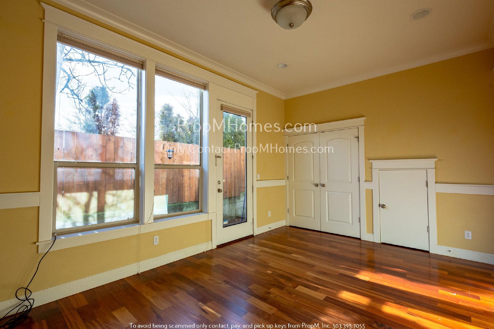Gorgeous Humboldt Two Bedroom Townhouse In North Portland! property image
