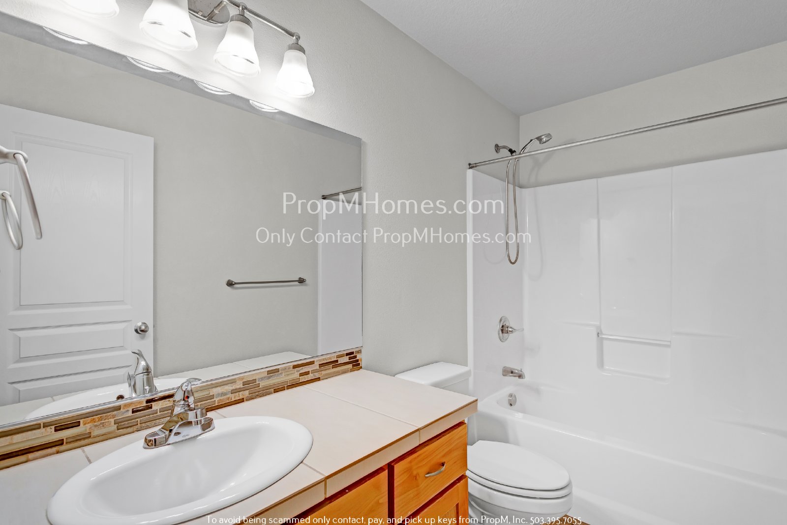 Four Bedroom Craftsman At Knights Bridge Crossing On Corner Lot! property image