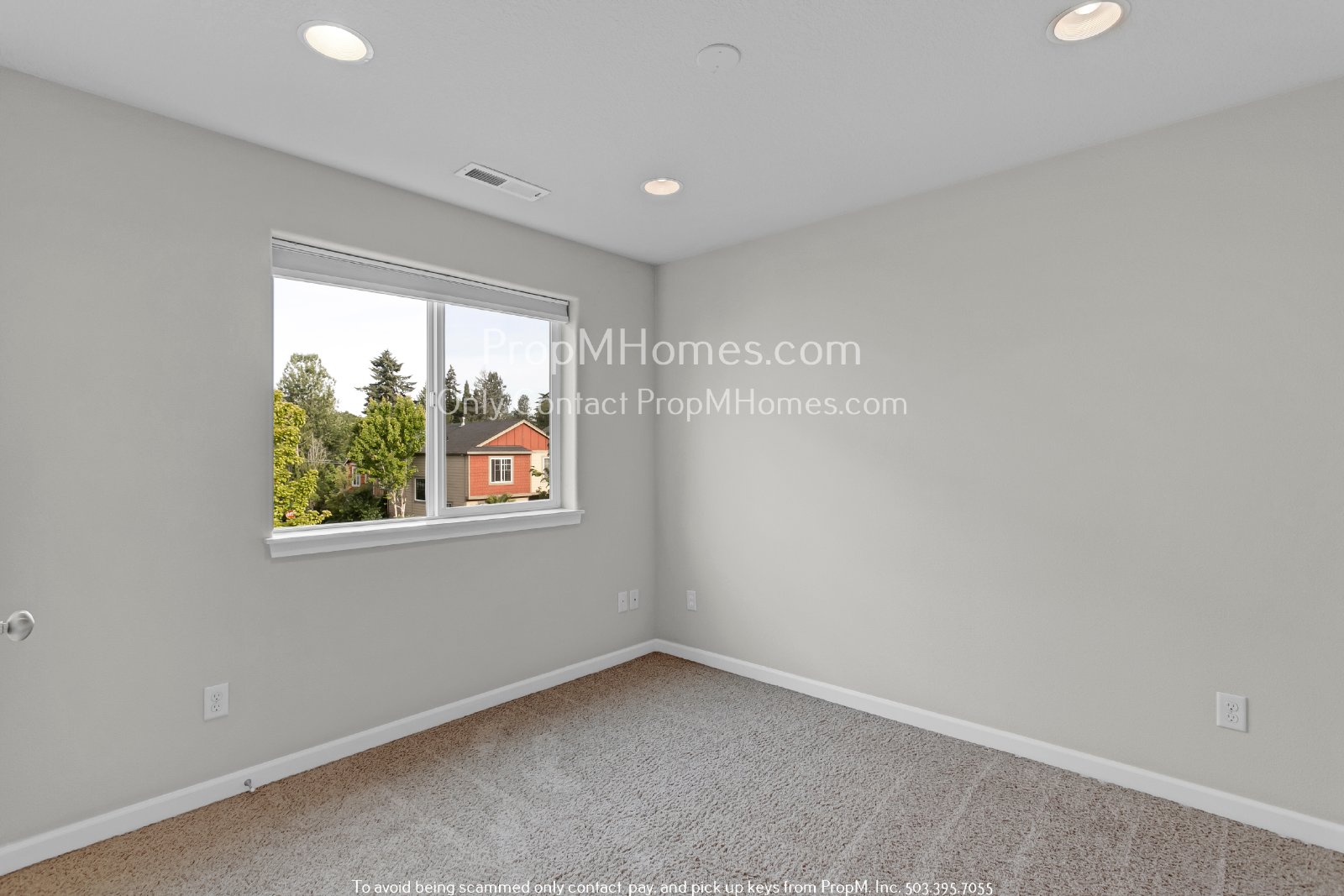 Four Bedroom Craftsman At Knights Bridge Crossing On Corner Lot! property image