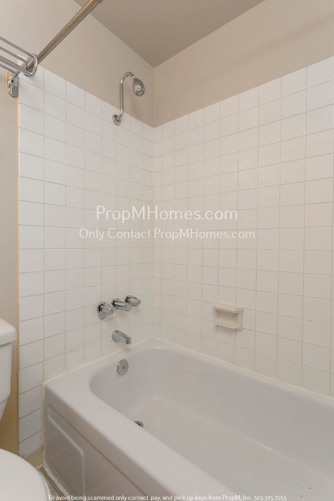 Beautiful Two Bedroom Apartment In Highly Sought Multnomah Village! property image