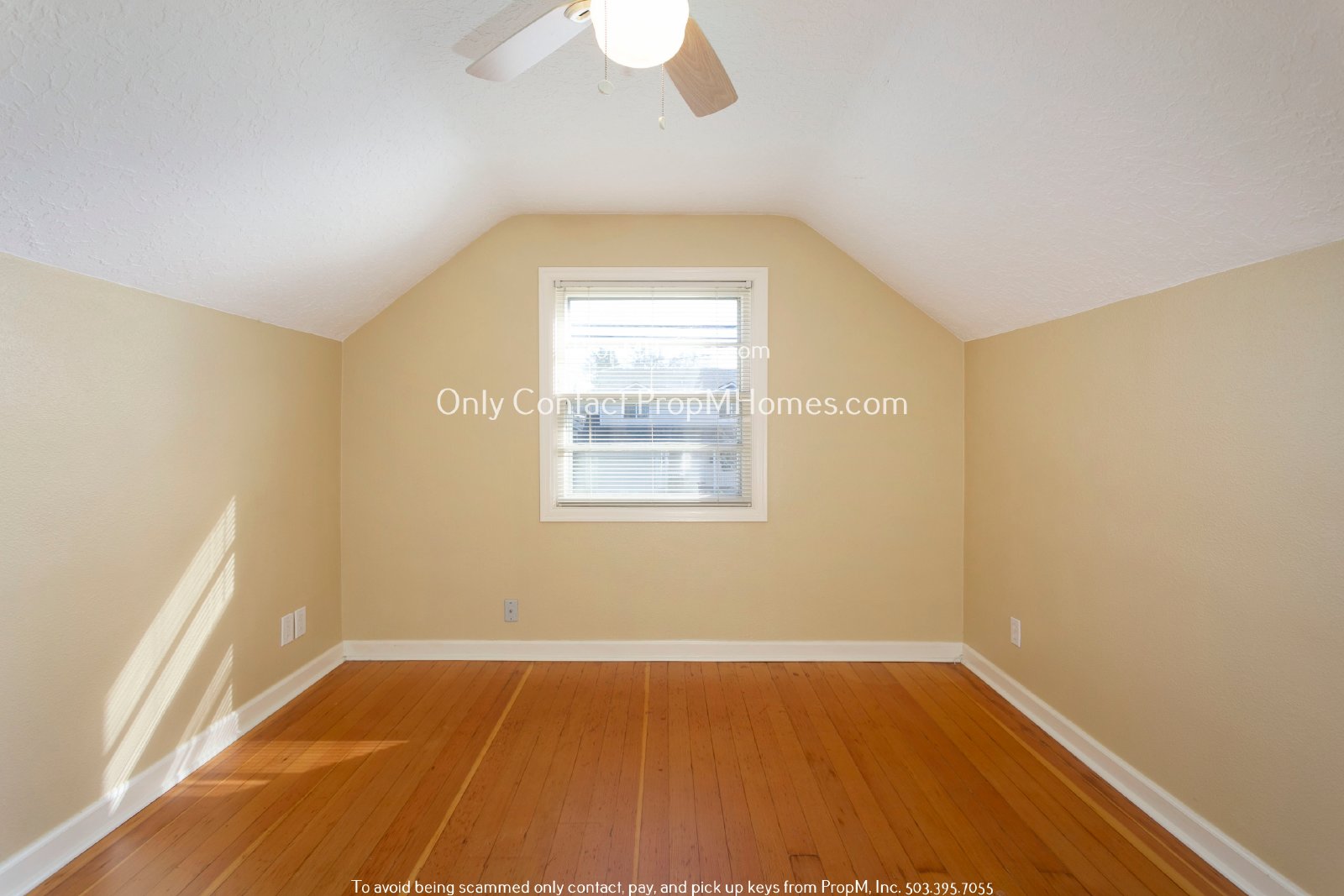 Charming Two Bedroom Duplex in SE! property image