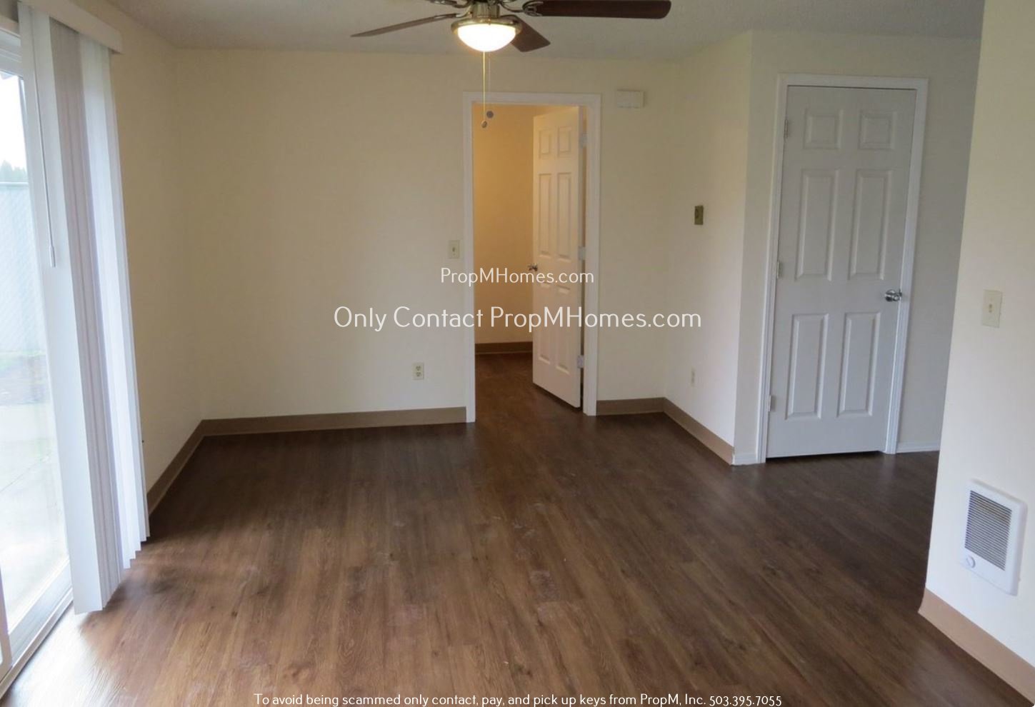 Beautiful Duplex in Hillsboro with Attached Garage! property image