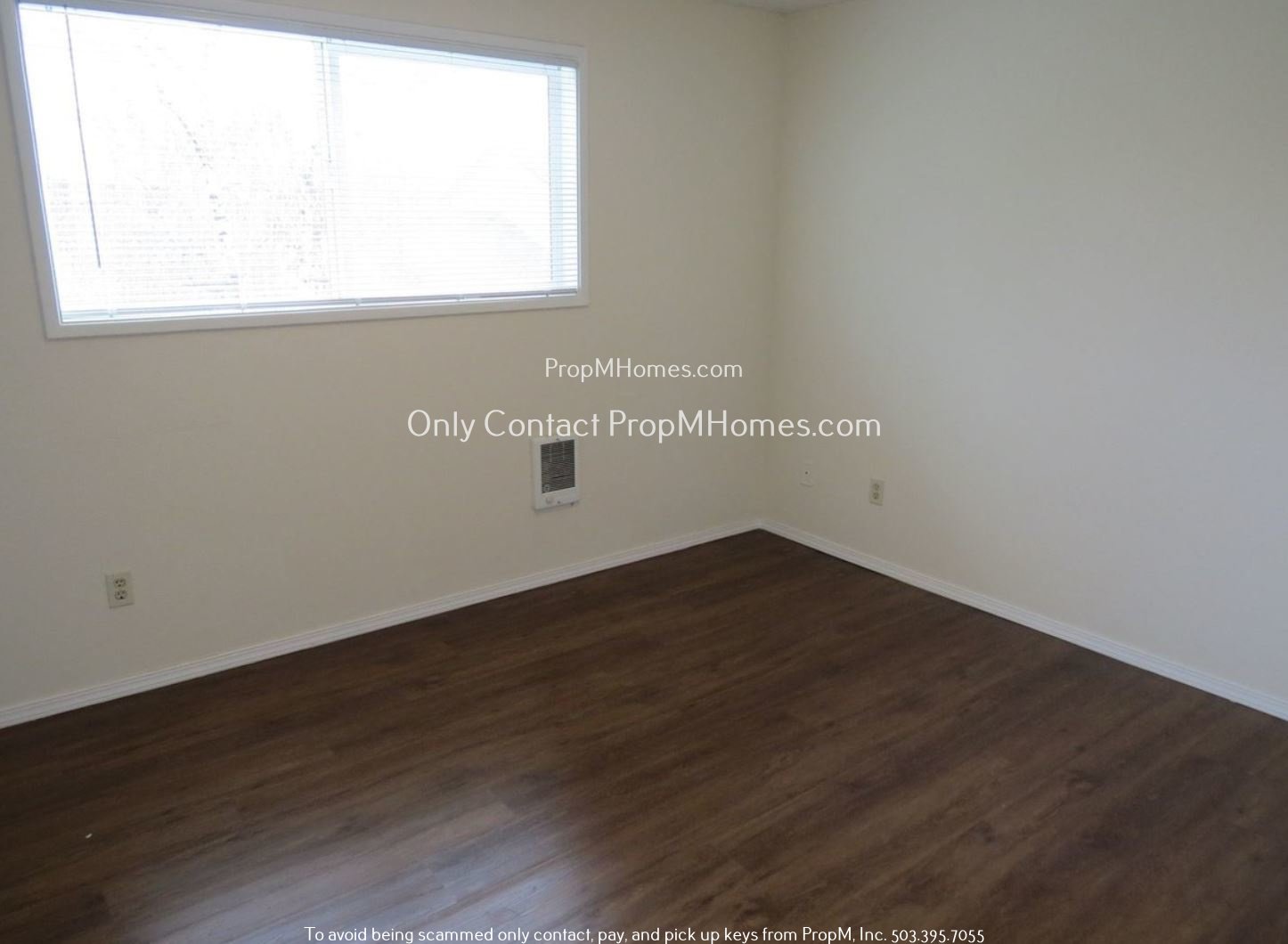 Beautiful Duplex in Hillsboro with Attached Garage! property image