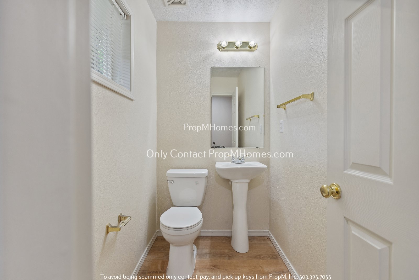 Bethany Gem: Suburban Living Near Parks and Shopping! property image