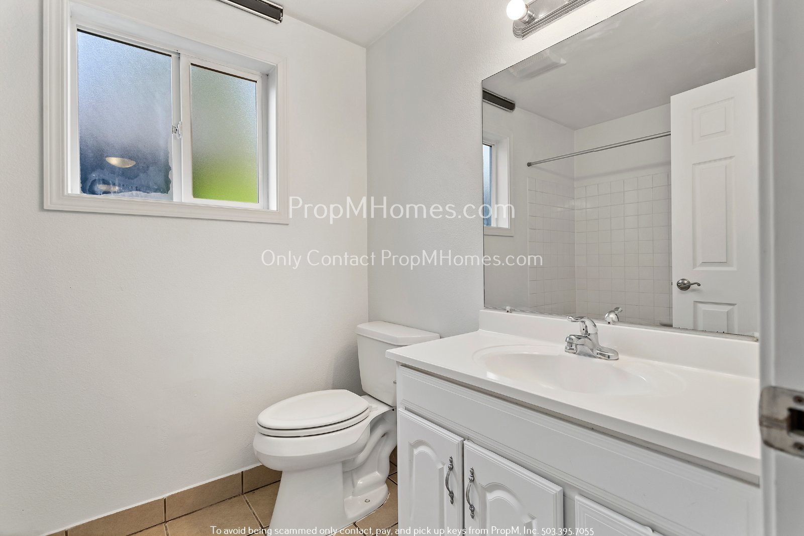 One Bedroom Escape In the Heart of Oregon City - Ground Floor Unit! property image