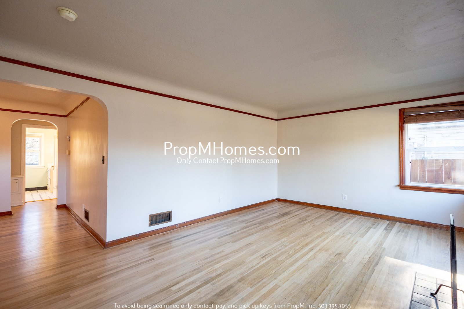 4 Bedroom in the Heart of Sellwood! Fenced Backyard and Huge Basement! property image