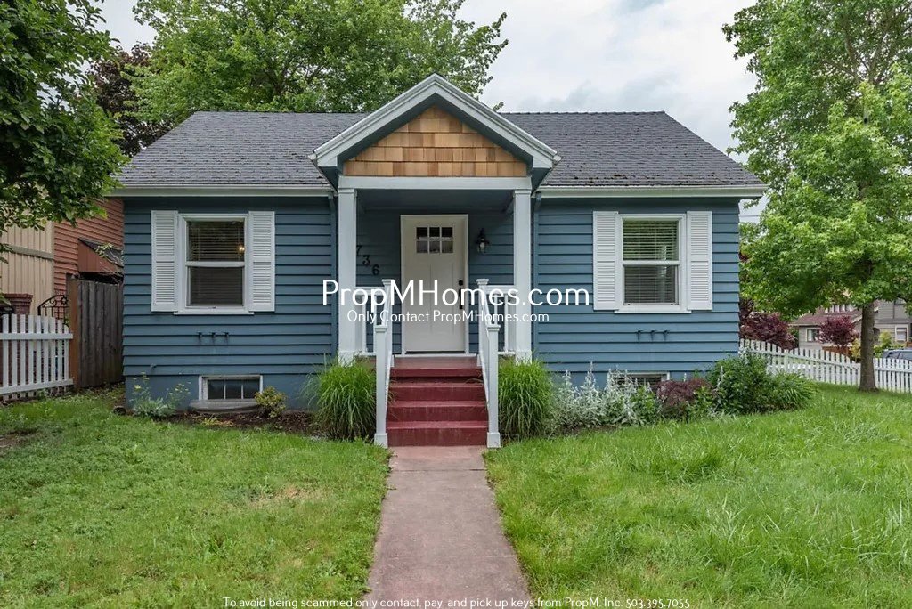 Updated Charming Home in John's Landing! property image