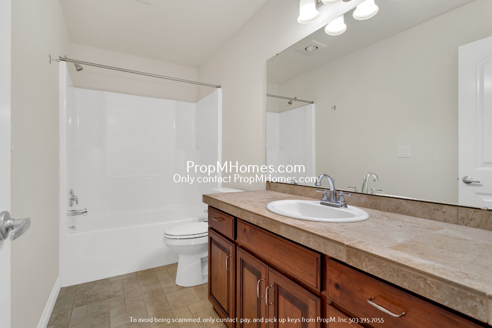 Luxury Four Bedroom Home in Oregon City! property image
