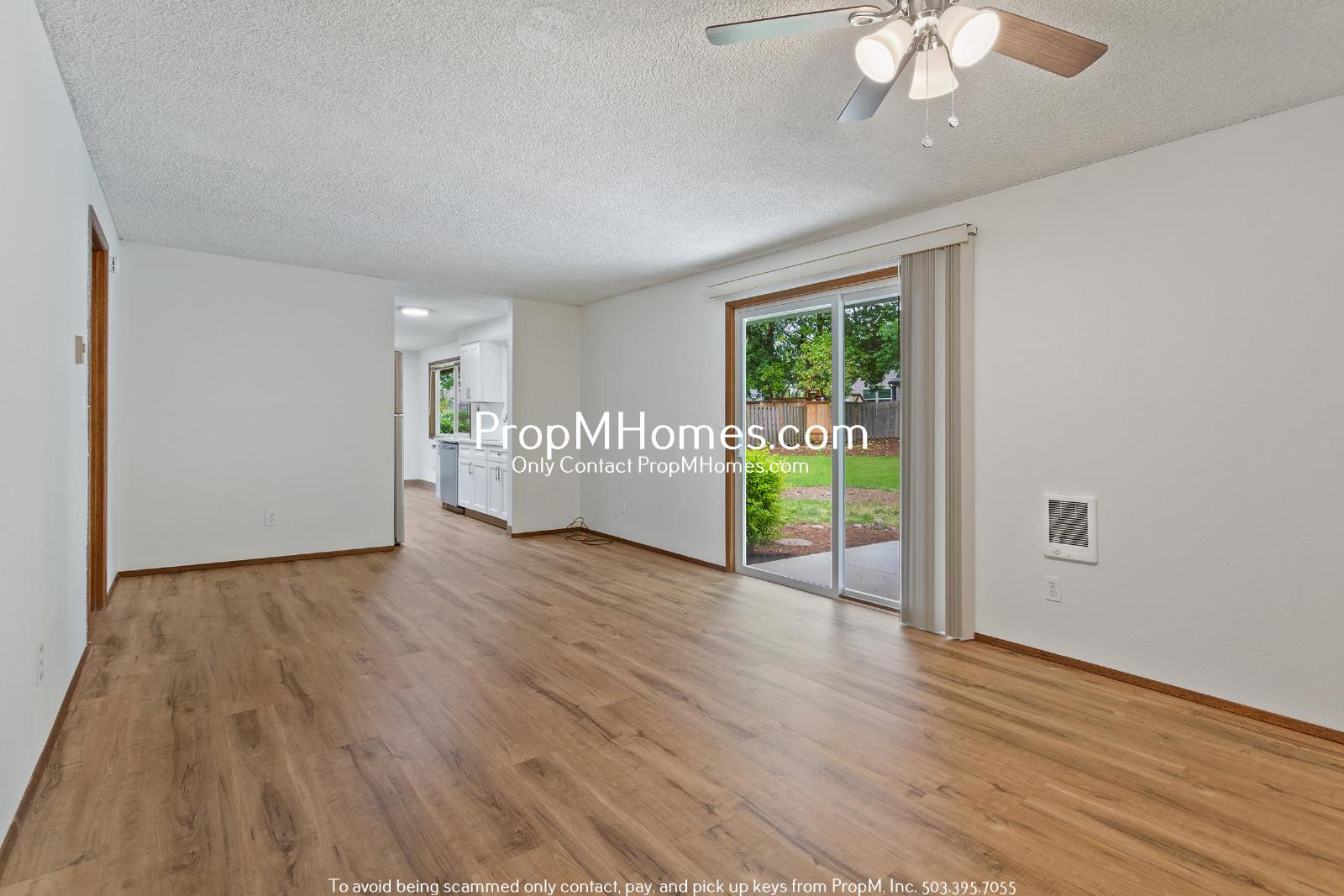 Updated 3 Bedroom Home in Aloha - Large Fenced Yard! property image