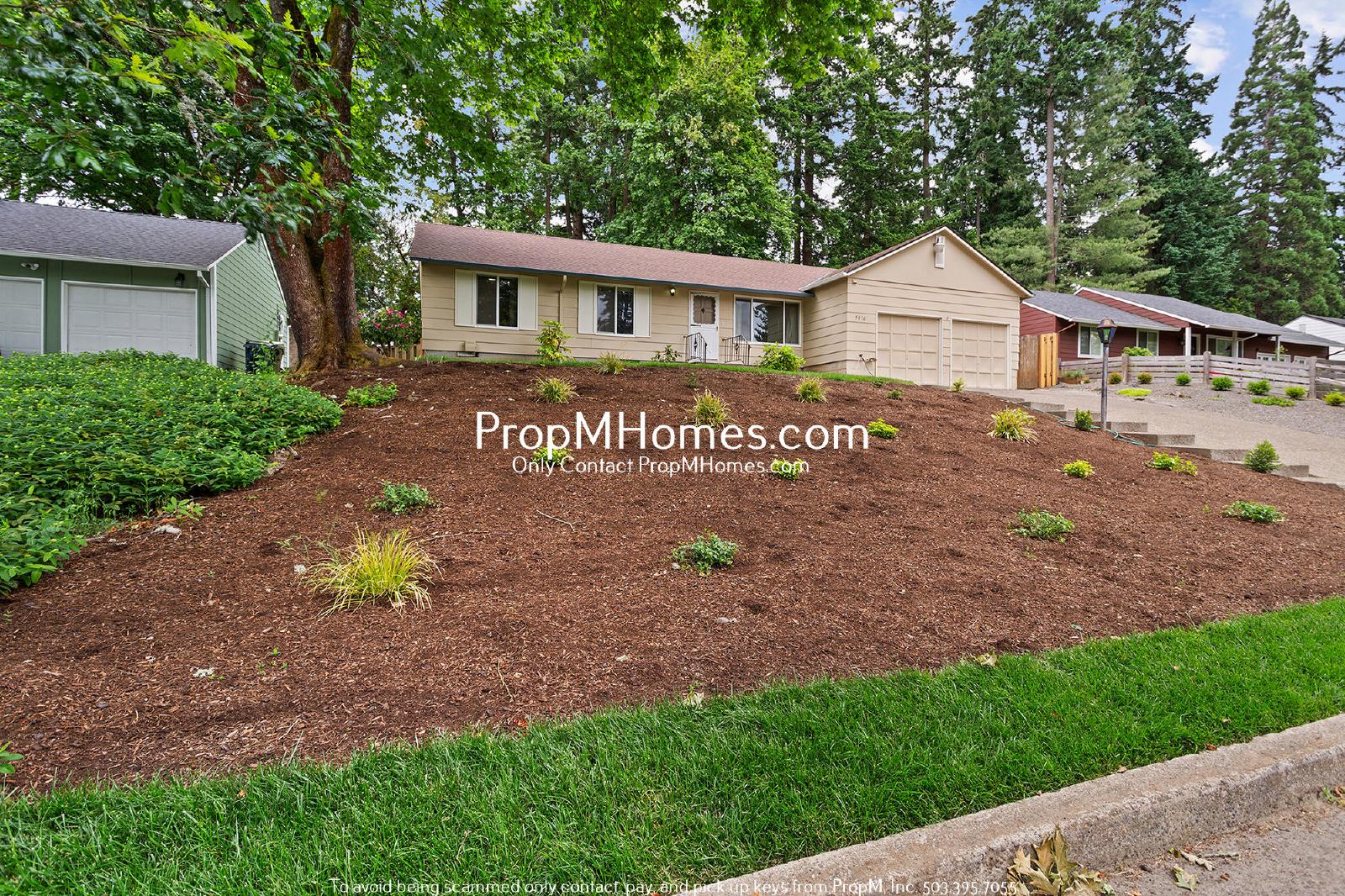 Updated 3 Bedroom Home in Aloha - Large Fenced Yard! property image