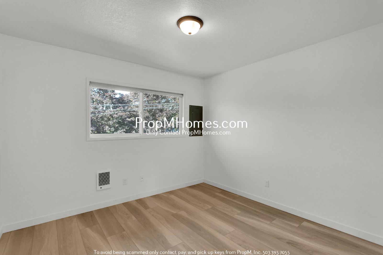 Updated Two Bedroom Unit w/ St Johns Views! property image