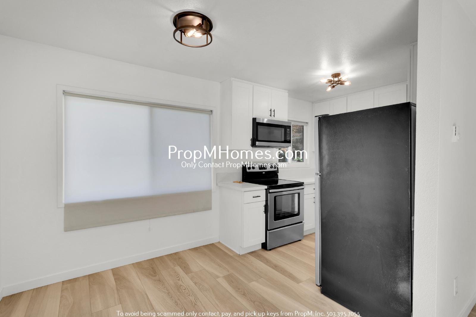 Updated Two Bedroom Unit w/ St Johns Views! property image