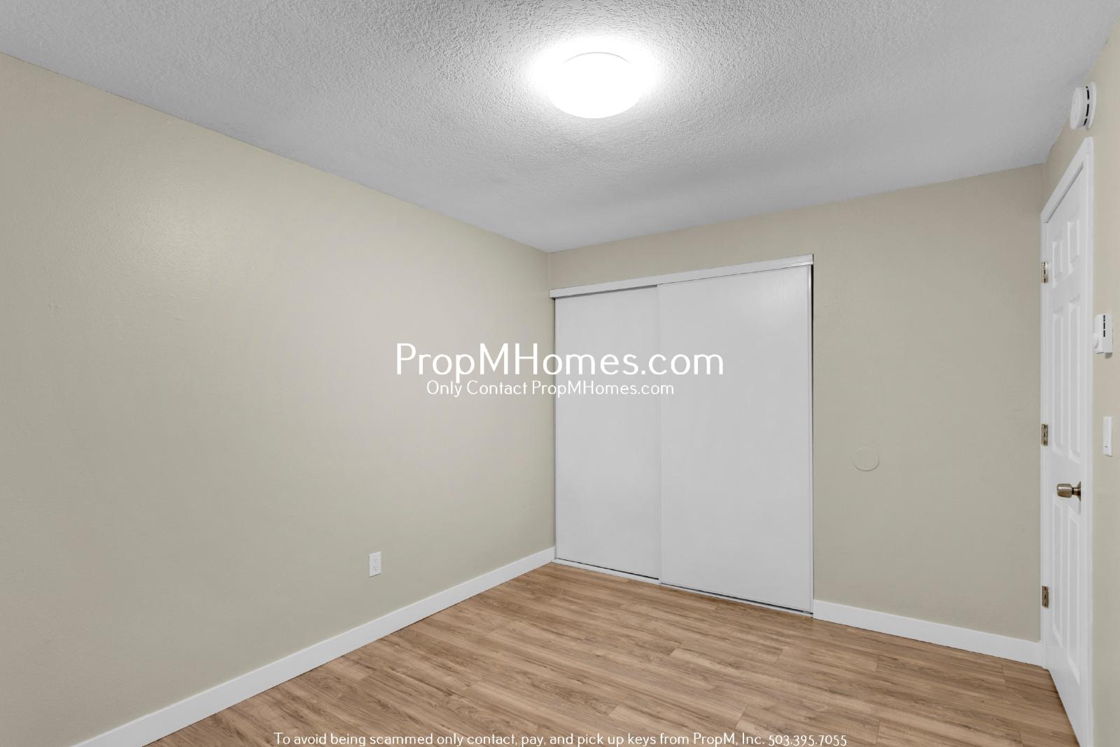 Updated Three Bedroom Duplex in the Heart of Oregon City! property image