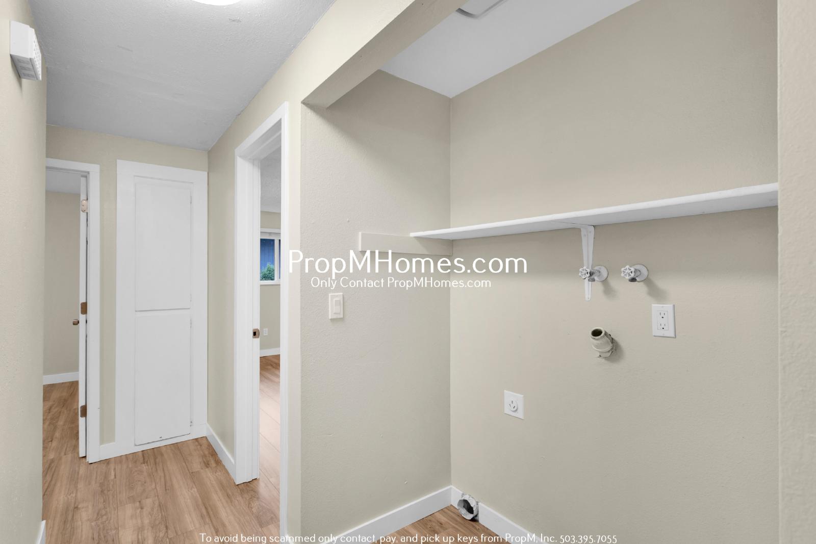 Updated Three Bedroom Duplex in the Heart of Oregon City! property image